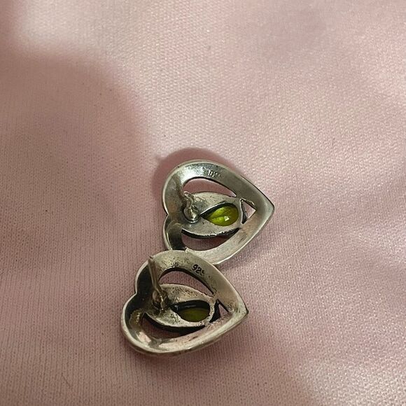 Elegant Heart-Shaped Sterling Silver and Peridot Earrings - Picture 5 of 6